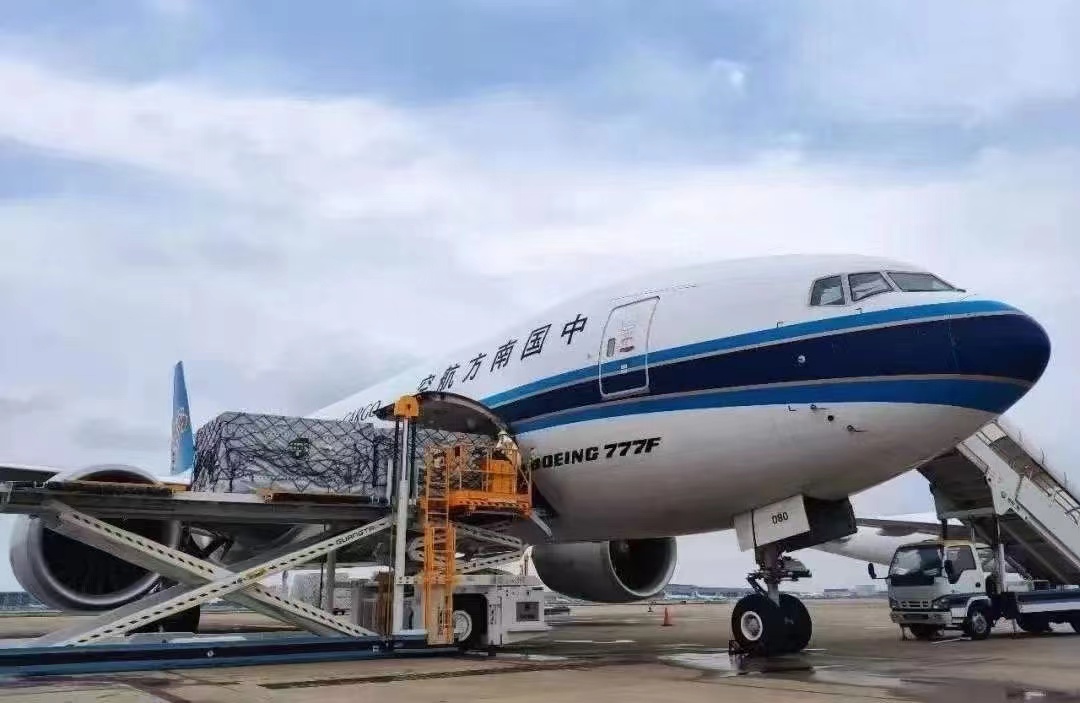 深圳市-航空货运呈现出“淡季不淡”的特点